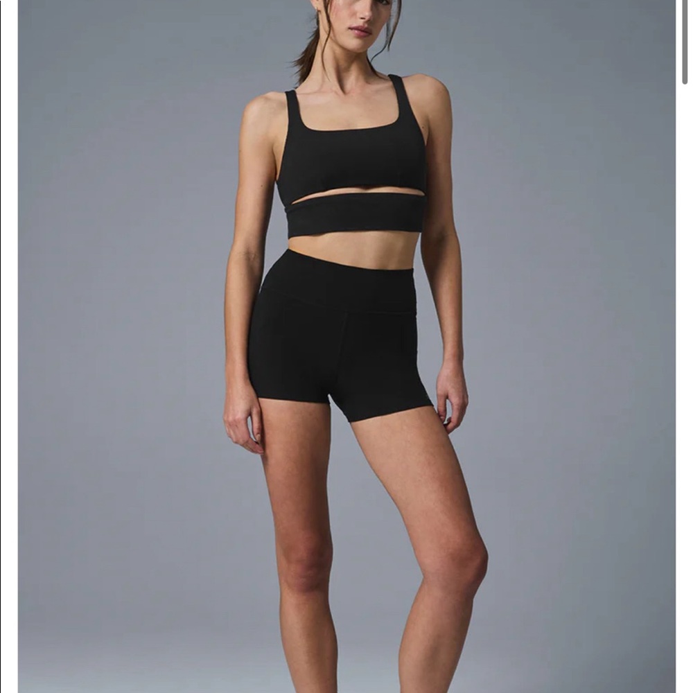 ALO Yoga Shorts Light Gray